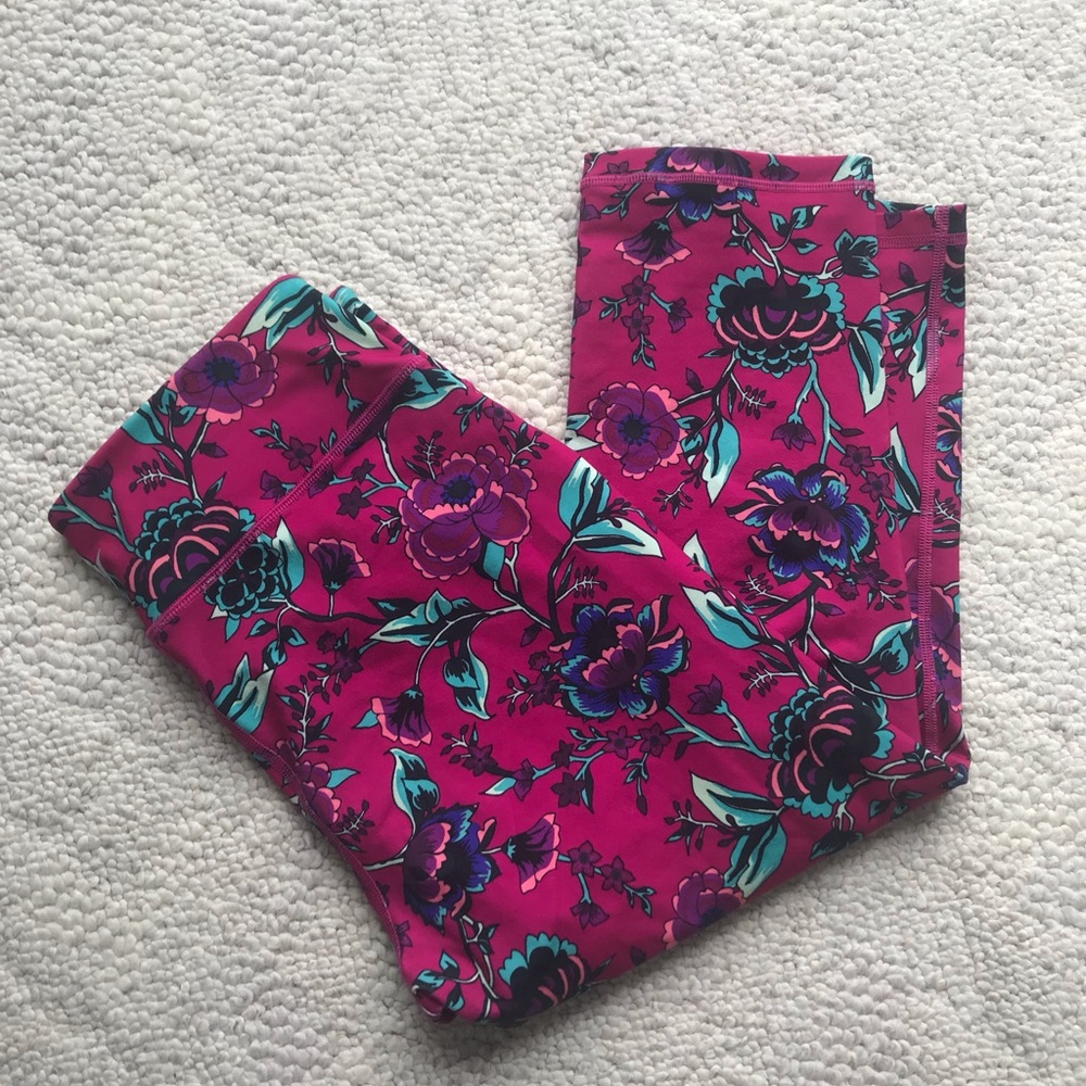 Old Navy 3/4 Floral Leggings! NWOT